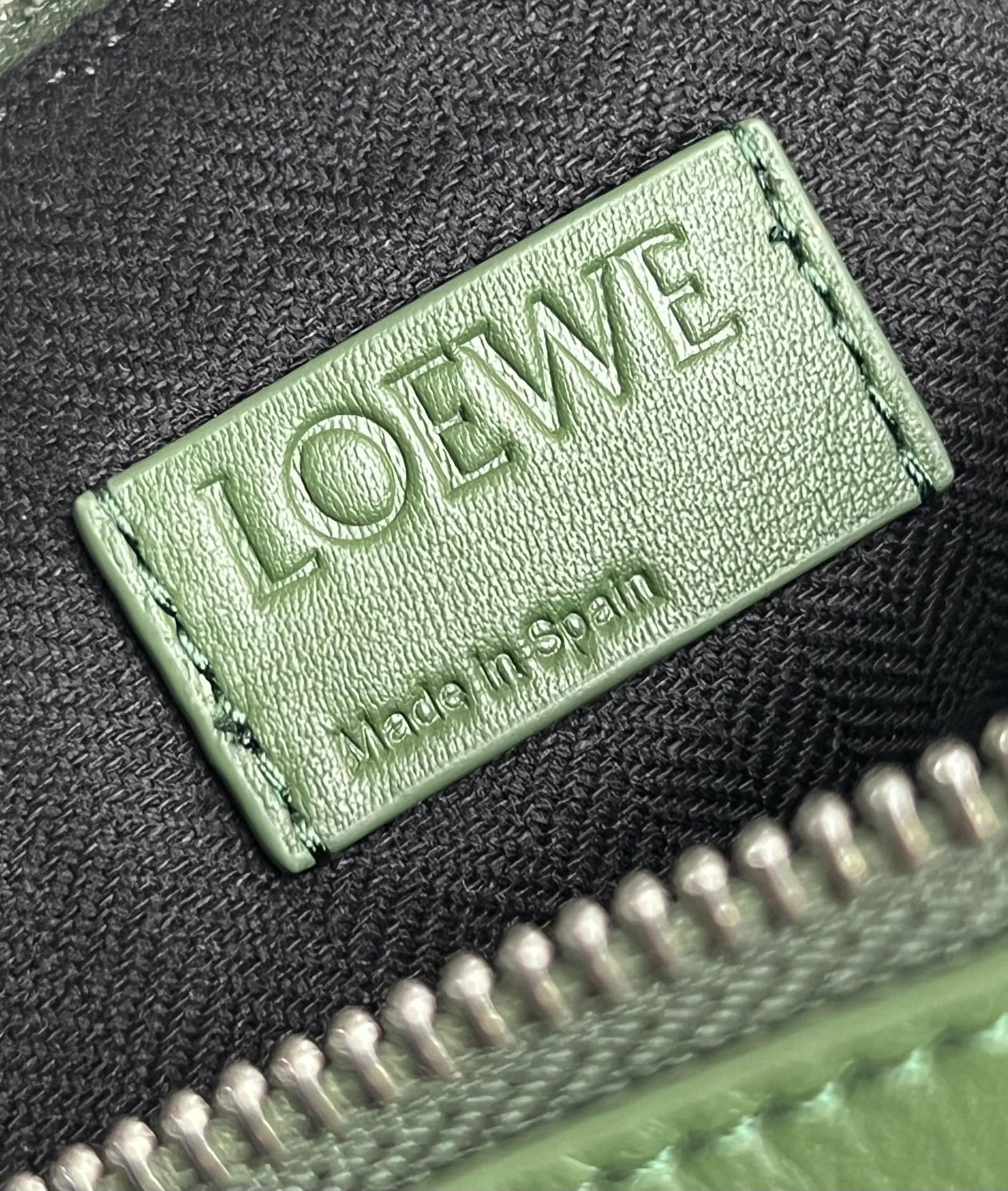 Loewe Small Cubi Crossbody Bag in Supple Smooth Calfskin and Jacquard Hunter Green